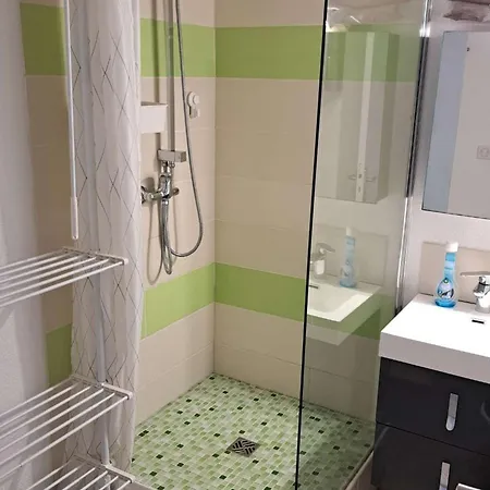 Apartment Renove Au Centre, Parking - 2 Pers. - Fr-1-387-229